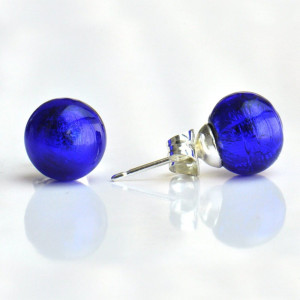 Boucles d'oreilles boutons bleu cobalt en veritable verre de murano de venise