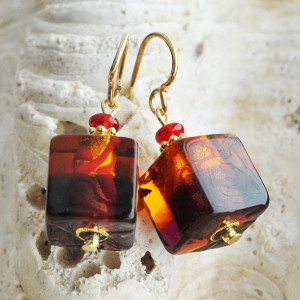  brincos de cristal murano cubos vermelho e ouro 