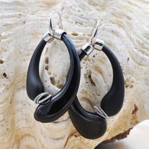 Boucles d'oreilles creoles  noires mio veritable verre de murano de venise