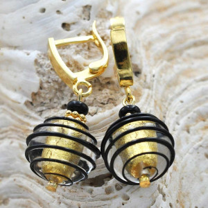 Boucles d'oreilles dormeuses noir et or en verre de murano