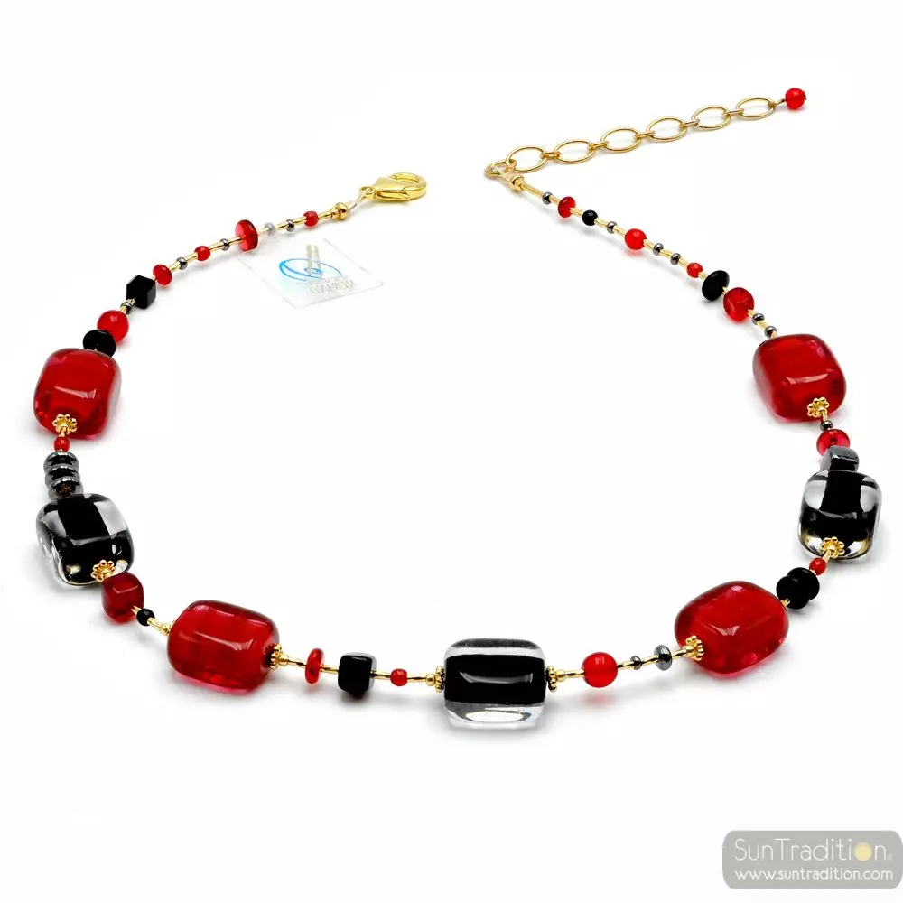 Schissa rode en zwarte ketting rood en zwart authentieke murano glas