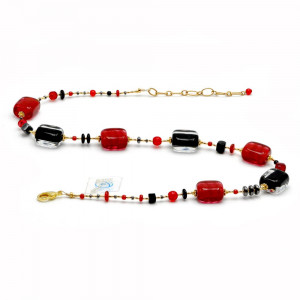 Schissa rode en zwarte ketting rood en zwart authentieke murano glas