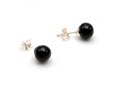 Boucles d'oreilles clou noires en veritable verre de murano de venise