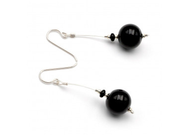 Boucles d'oreilles noires en verre de murano 