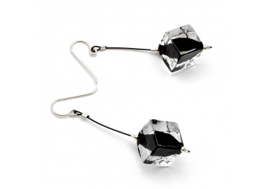 Boucles d'oreilles pendantes perles cube noir en verre de murano de venise