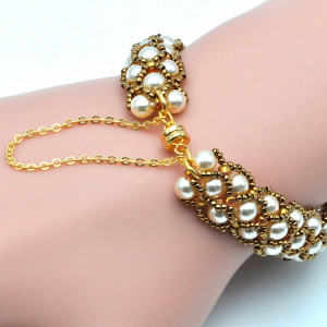 Pulsera de perlas de oro de cristal renacimiento