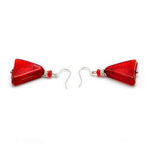 Boucles d'oreilles rouge triangle en veritable verre de murano