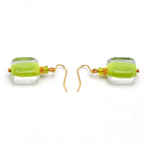 Boucles d'oreilles vert pomme bijou en veritable verre de murano