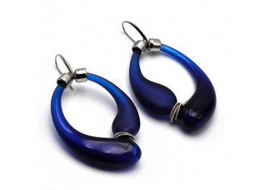 Boucles d'oreilles creoles noir et bleu satin veritable verre soufflé de murano de venise