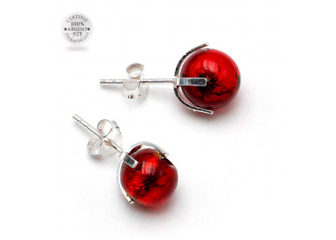 Boucles d'oreilles clou rouge en veritable verre de murano de venise