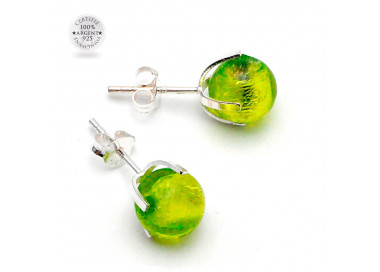 Aretes gaia clavo verde limón en venecia real cristal murano