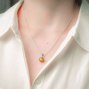 Pendant glass beads gold and necklace silver 925