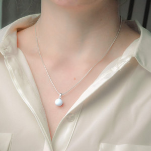 White glass beads pendant and silver necklace 925