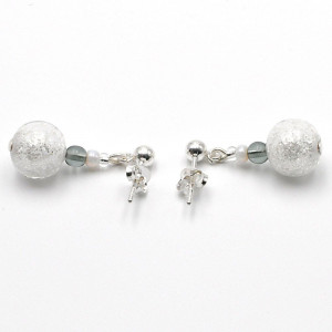 boucles d'oreilles blanches et argent en verre de murano