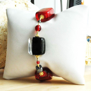 Red and black murano glass bracelet